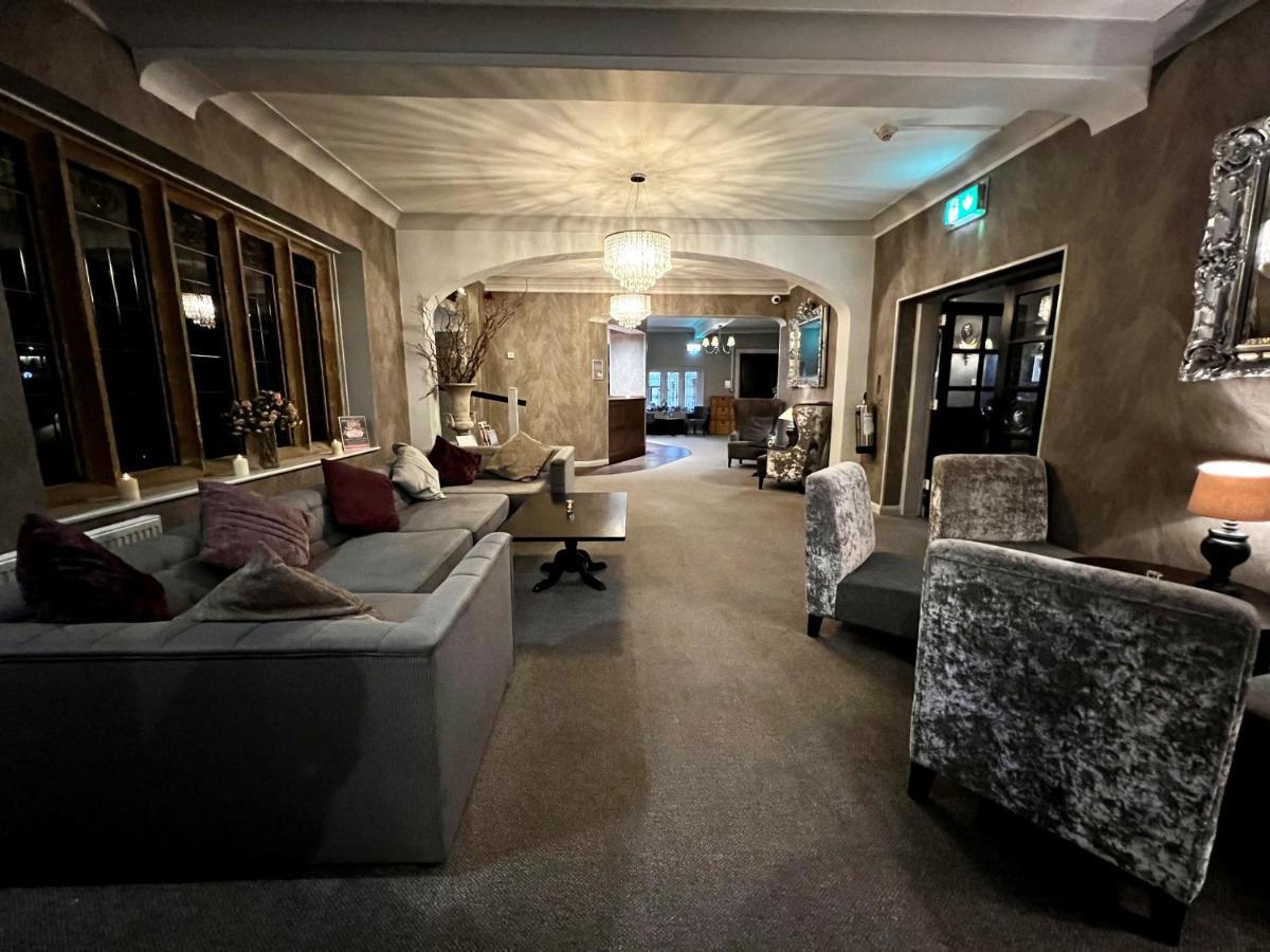 Stirk House Hotel Гисбърн Екстериор снимка